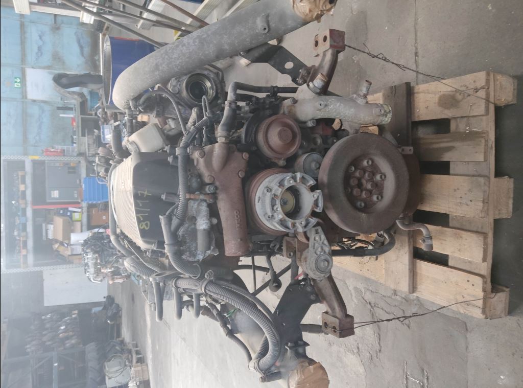 piece_IVECO 190E27 MOTEUR F2BE0681B