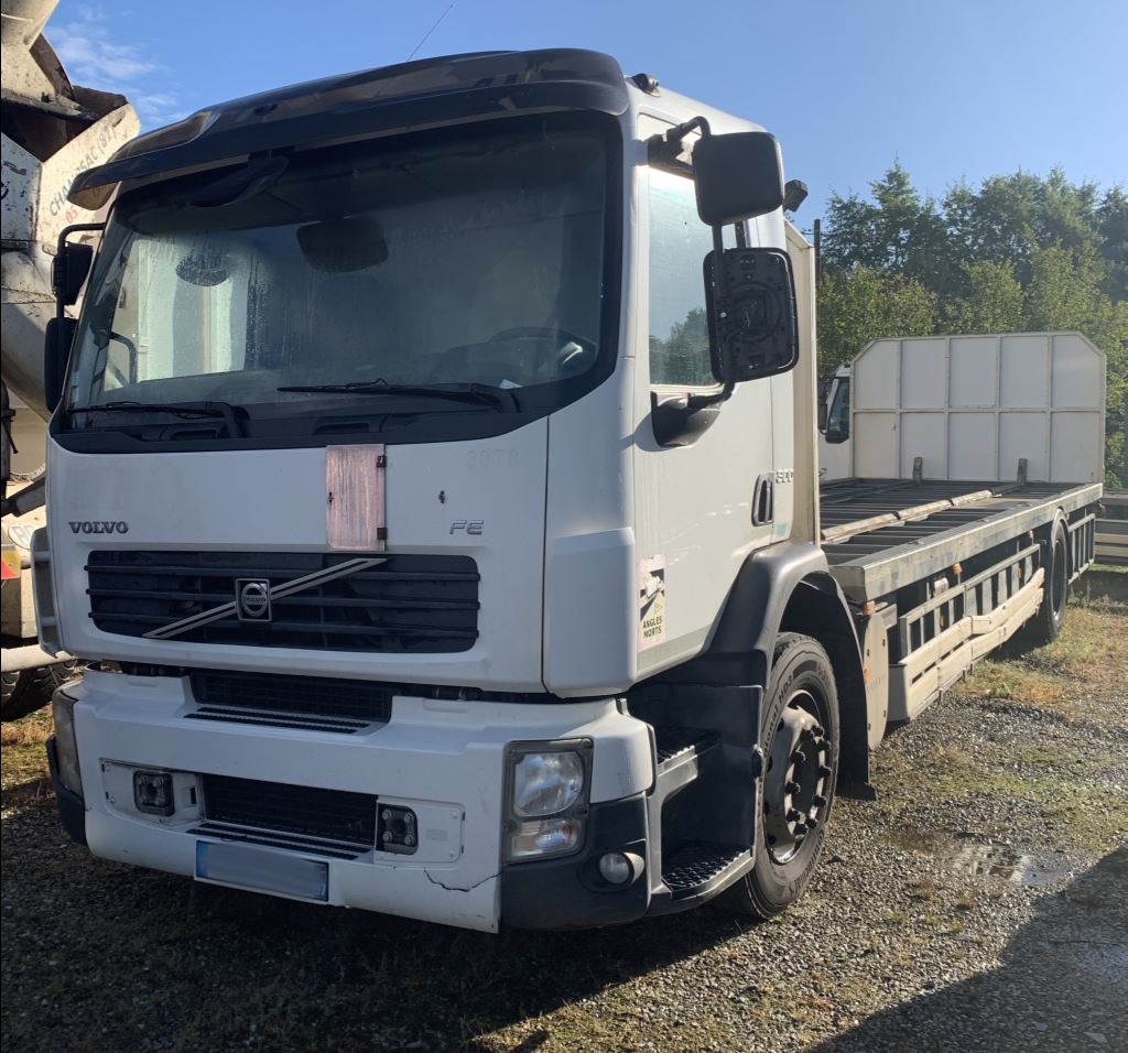piece_VOLVO FE  RESERVOIR AD BLUE 21069605,7421069605