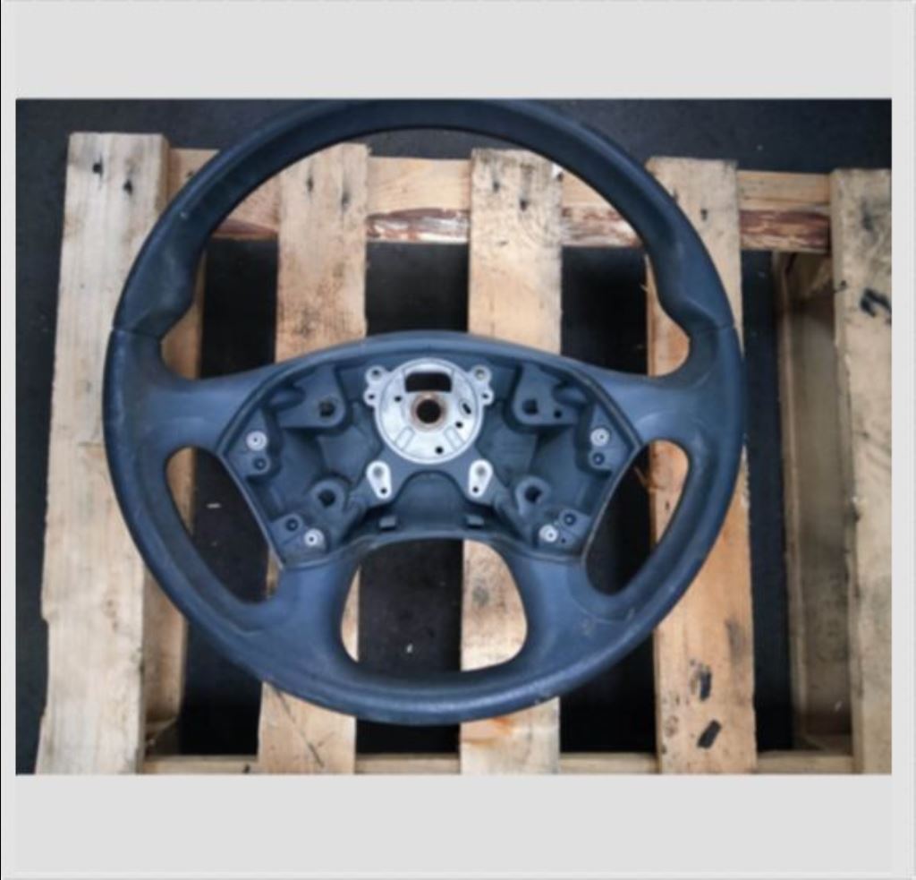 piece_IVECO 75E18 VOLANT DE DIRECTION 504329287