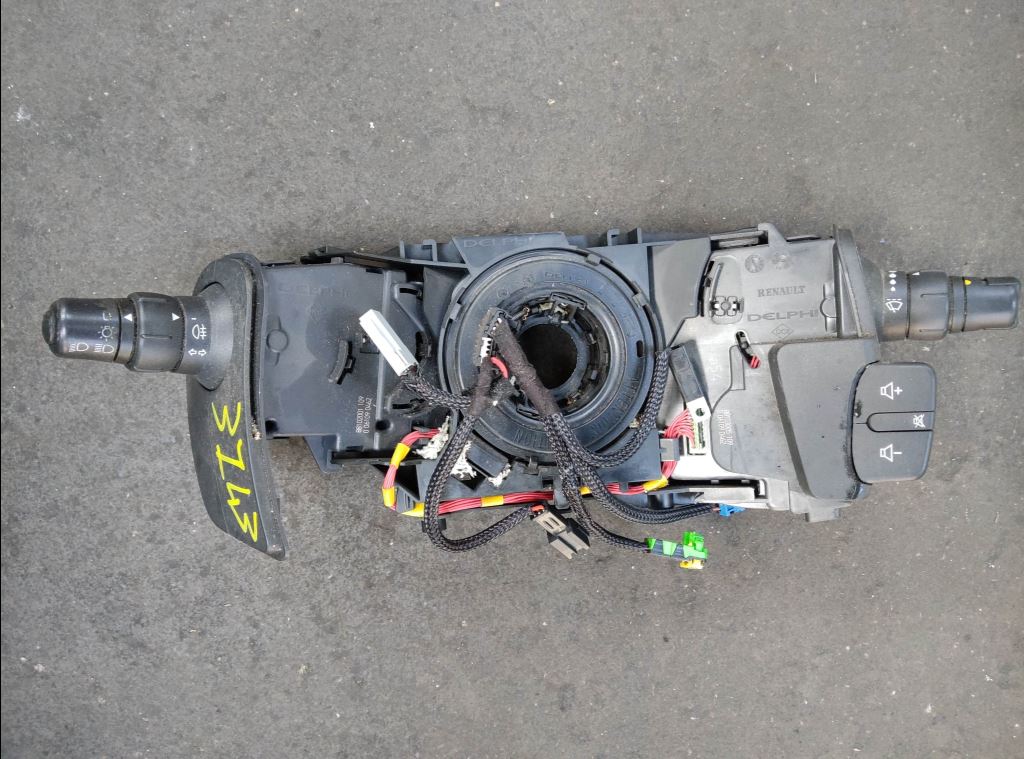 piece_RENAULT KANGOO KANG. GD CONTACTEUR TOURNANT 8201590627