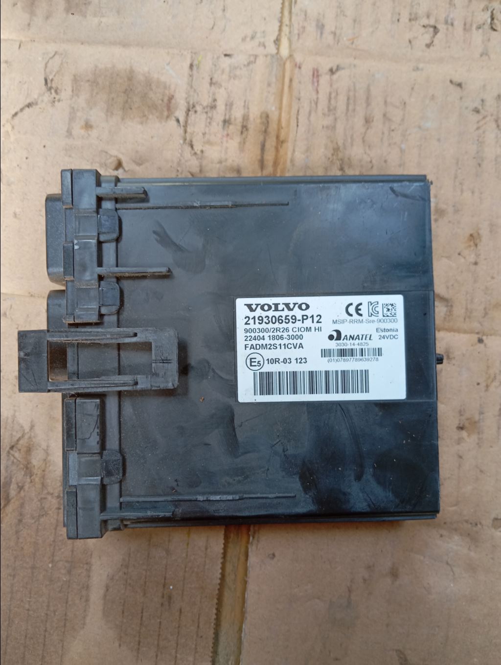 piece_VOLVO FH BOITIER CIOM HI 21930659 P12