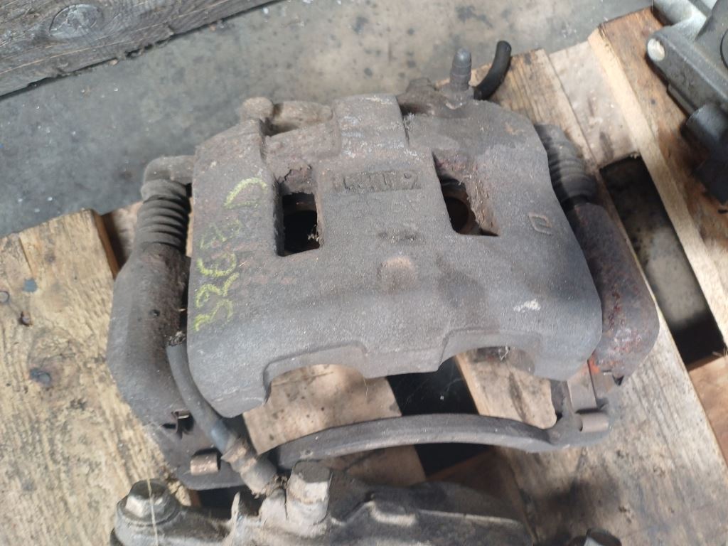 piece_ISUZU N 3.0D - 8V TURBO ETRIER DE FREIN AVANT DROIT 8-97365-907-0