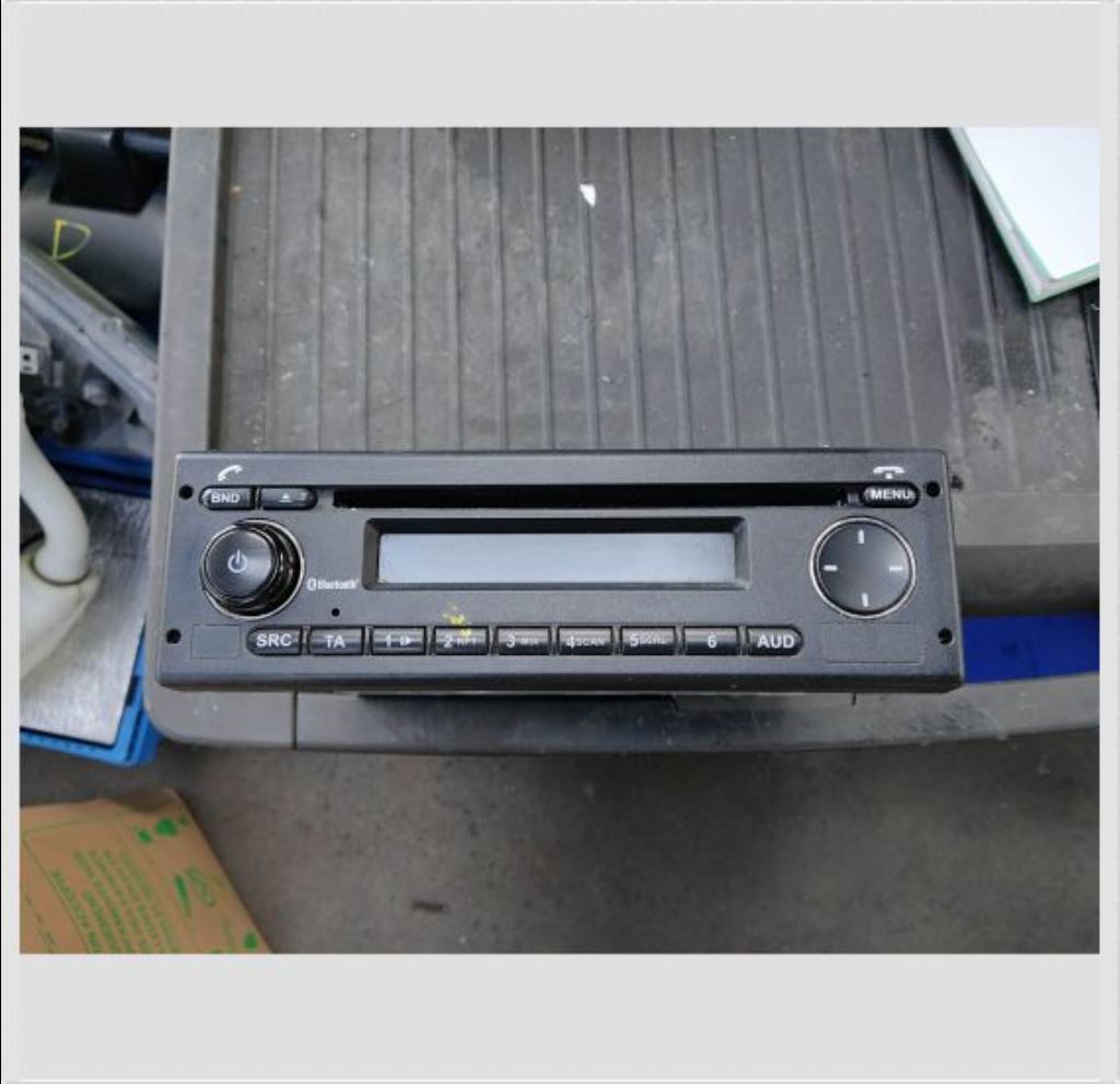 piece_IVEC35S11 AUTORADIO 7620000098