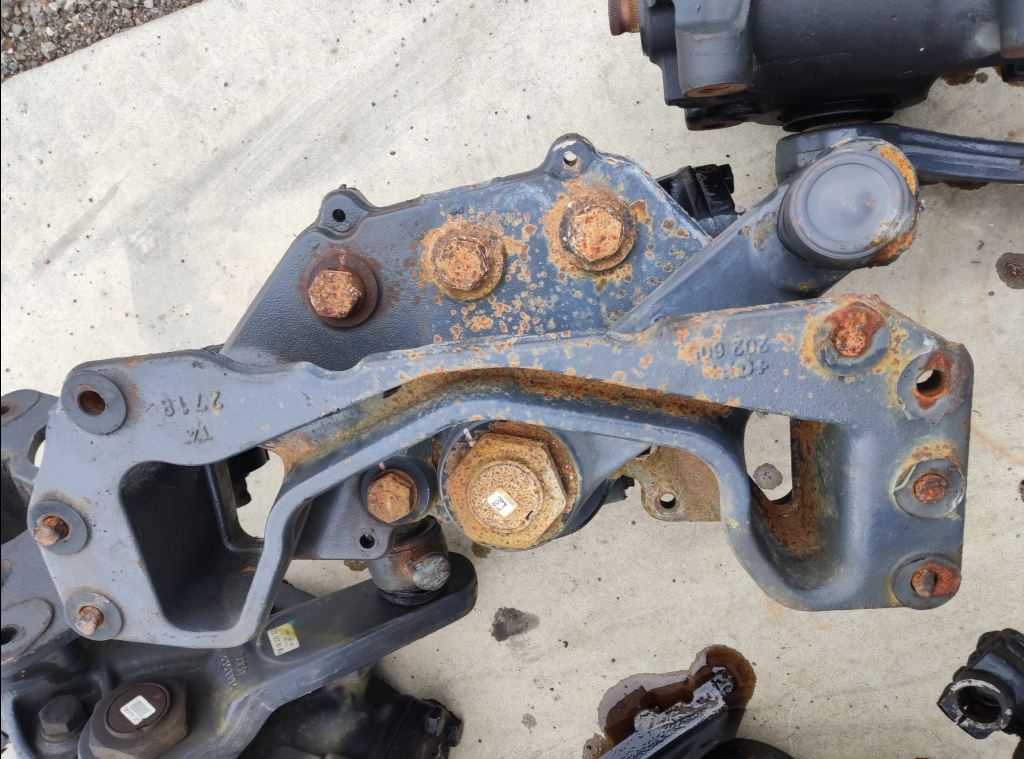 piece_RENAULT RVI PRE BOITIER DE DIRECTION