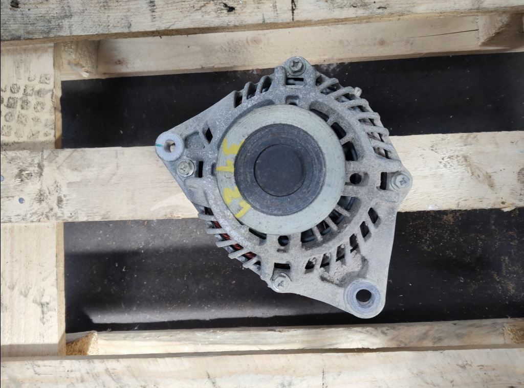 piece_NISSAN CABSTAR BENNE DOUBLE ALTERNATEUR A2TX1781