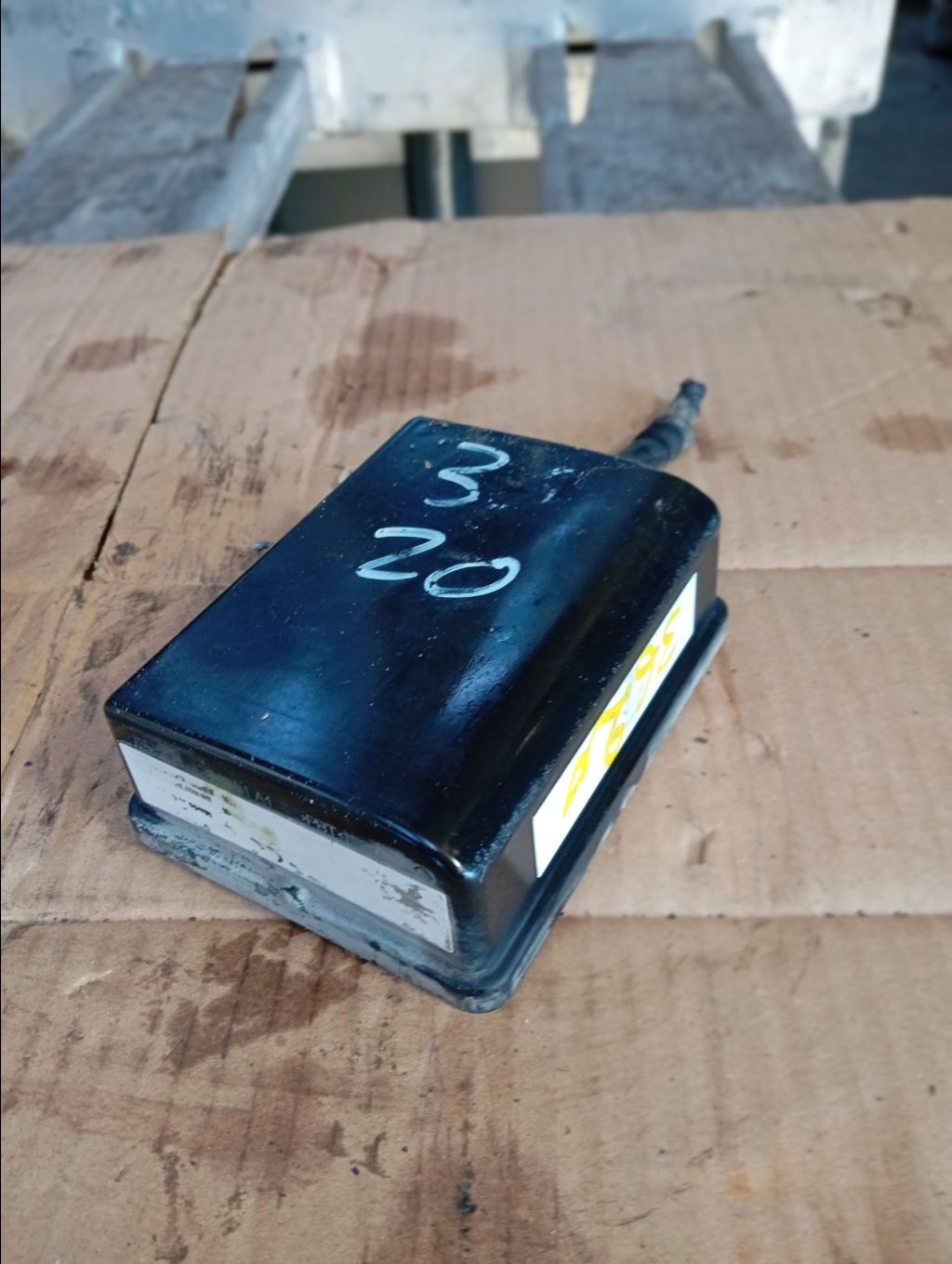 piece_RENAULT T DETECTEUR 7422208484