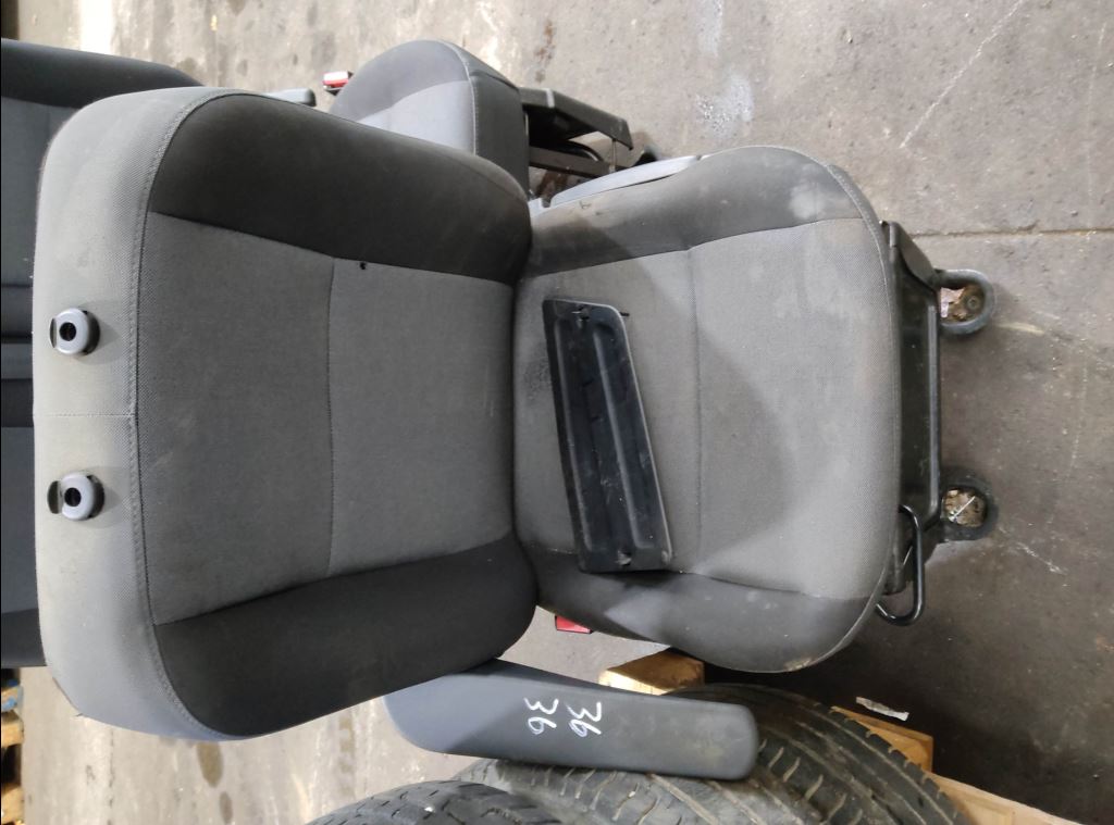 piece_RENAULT MASTER  SIEGE AVANT GAUCHE 873518763R