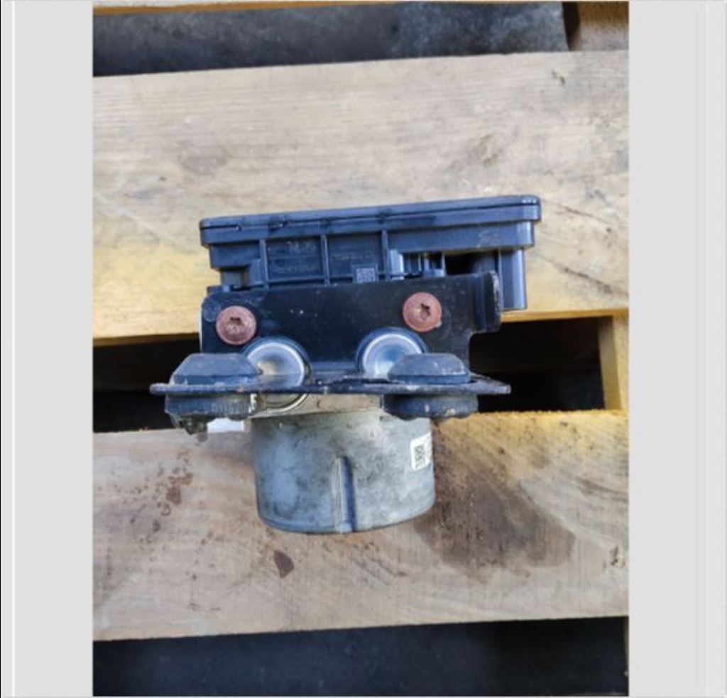 piece_RENAULT TRAFIC  BOITIER ELECTRONIQUE EBS - ABS 476609775R