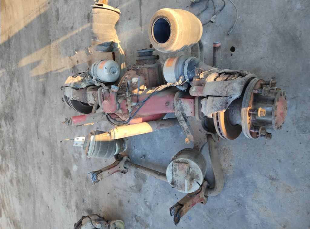 piece_IVECO 120E18 ARBRE DE ROUE ARRIERE GAUCHE 42543984