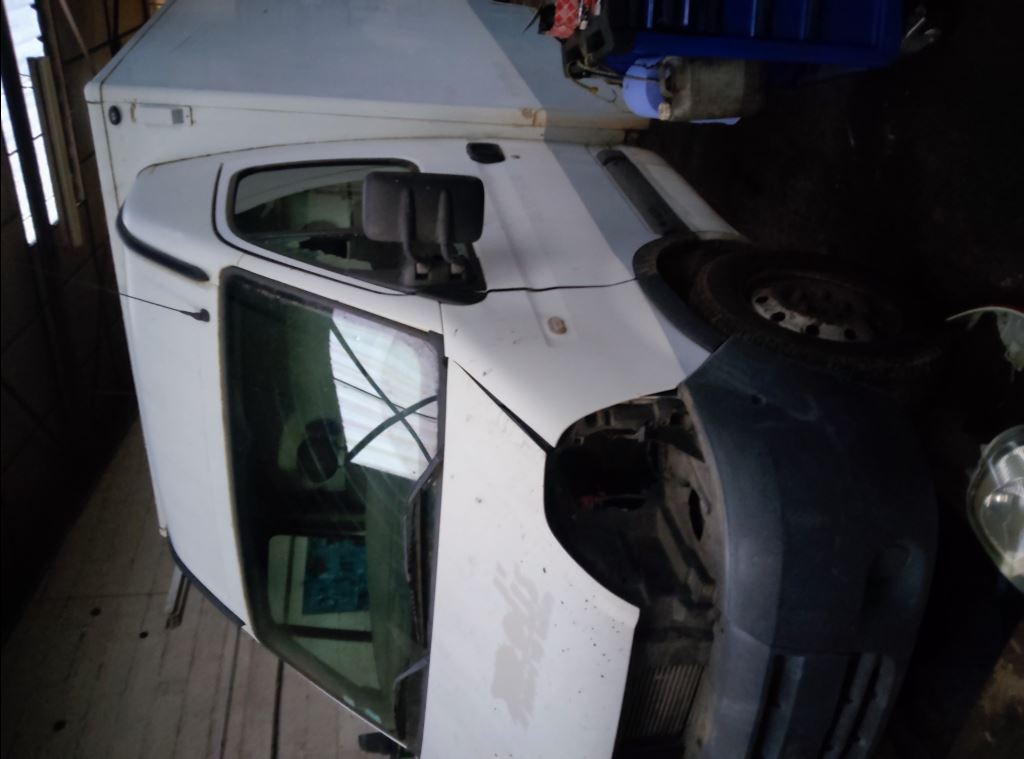 piece_RENAULT MASTER  ETRIER DE FREIN ARRIERE DROIT