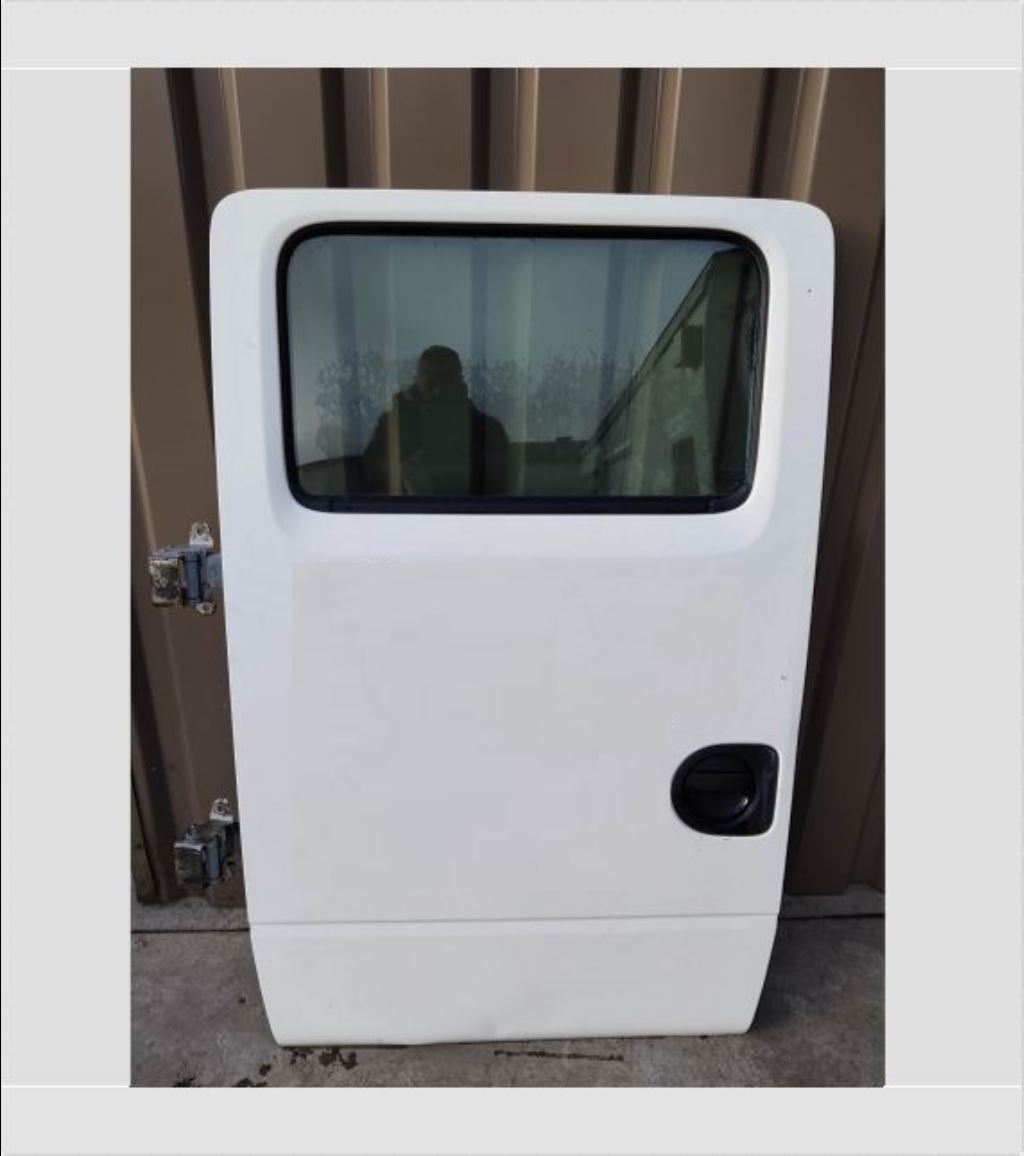 piece_RENAULT MAXITY  PORTE ARRIERE GAUCHE 5001868706