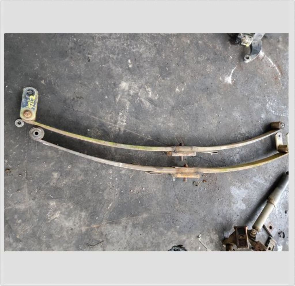 piece_RENAULT MIDLUM LAMES DE SUSPENSION AVD 5010327827
