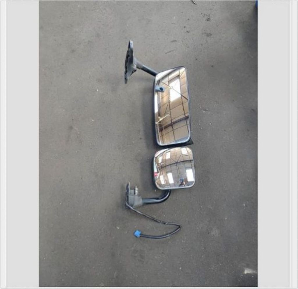 piece_MERCEDES ATEGO RETROVISEUR DROIT COMPLET A9408103119