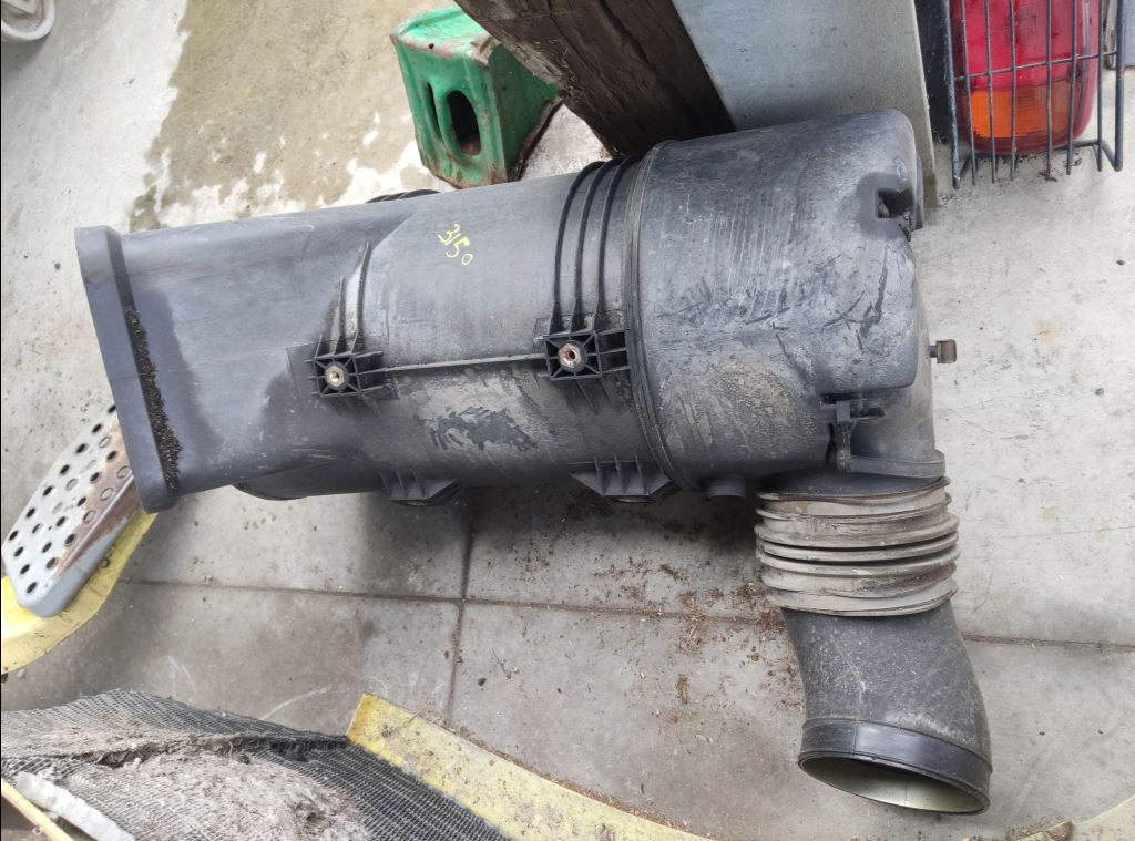 piece_MAN 19.440  BOITIER FILTRE A  AIR 81.08400-6043