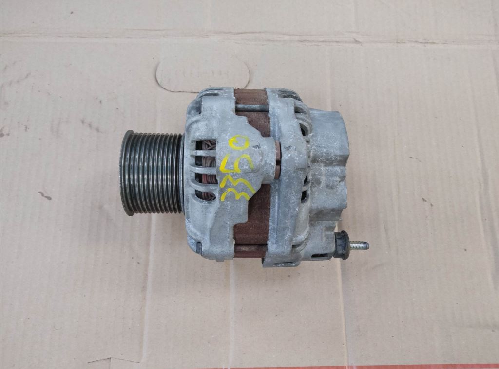 piece_IVECO AS440T ALTERNATEUR 504349338