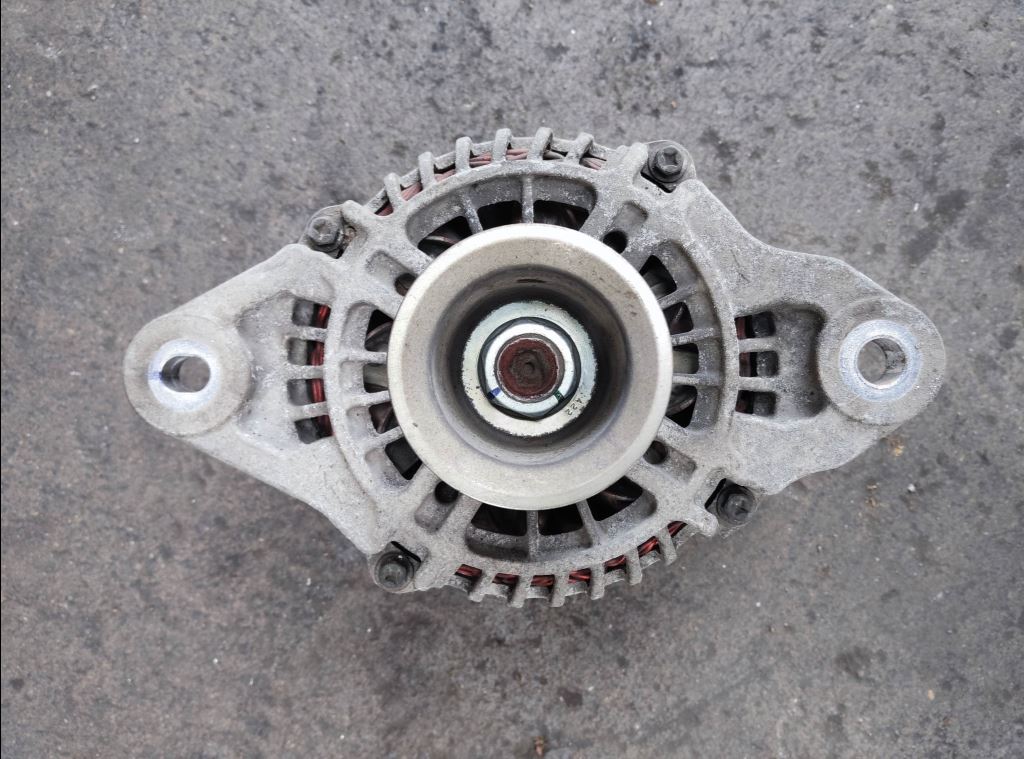 piece_RENAULT D  ALTERNATEUR 7421922757