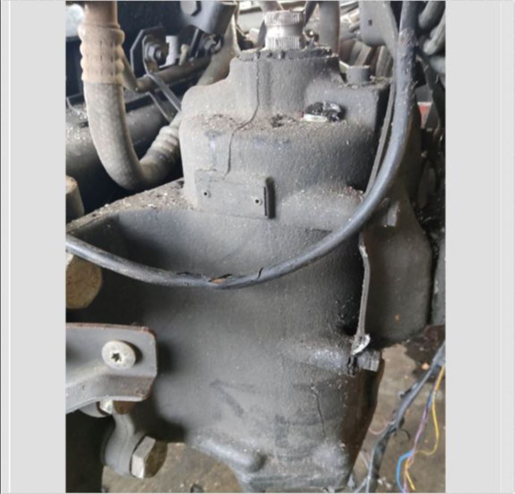 piece_SCANIA R420 BOITIER DE DIRECTION 1353044