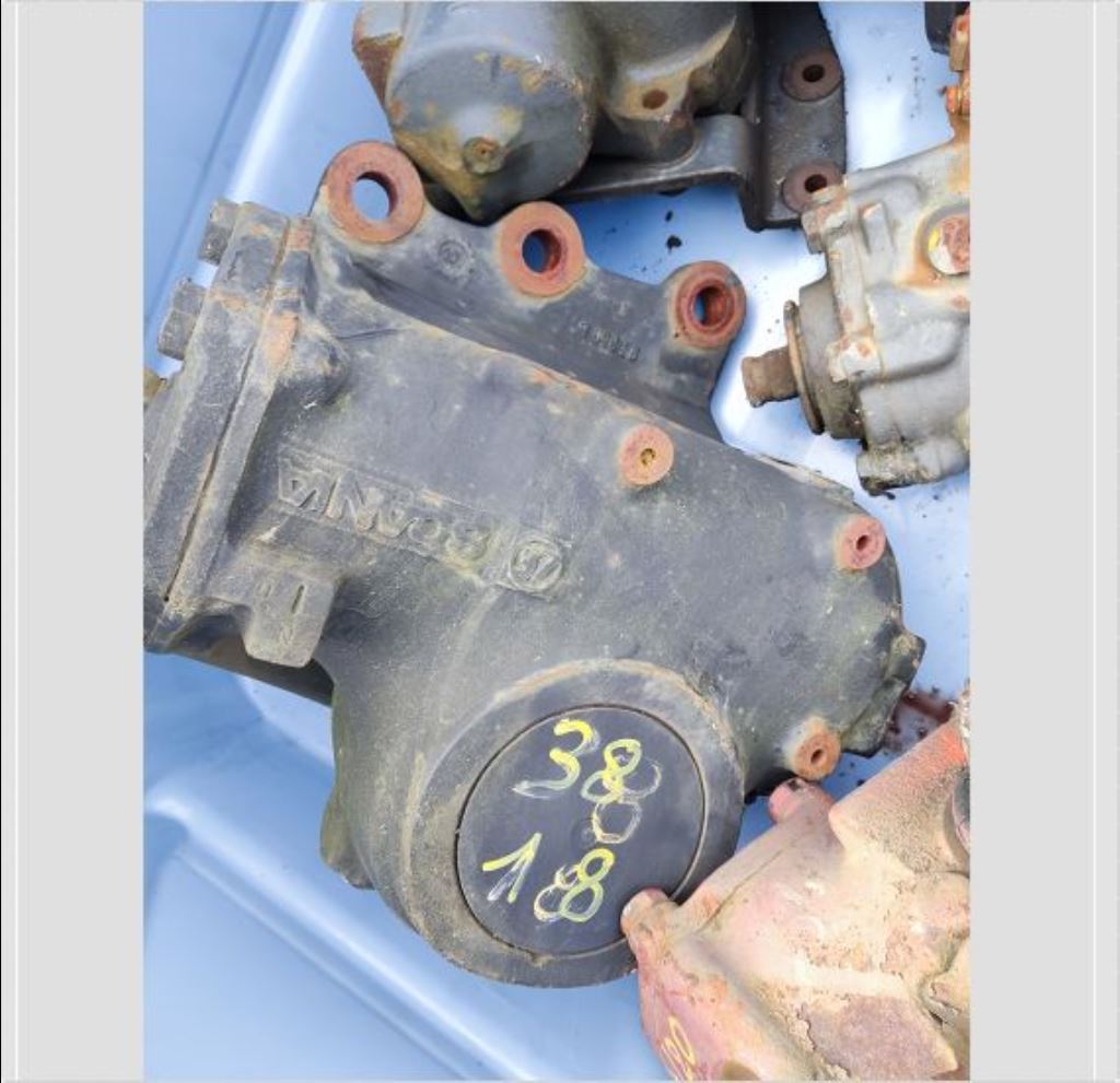 piece_SCANIA  124 L BOITIER DE DIRECTION