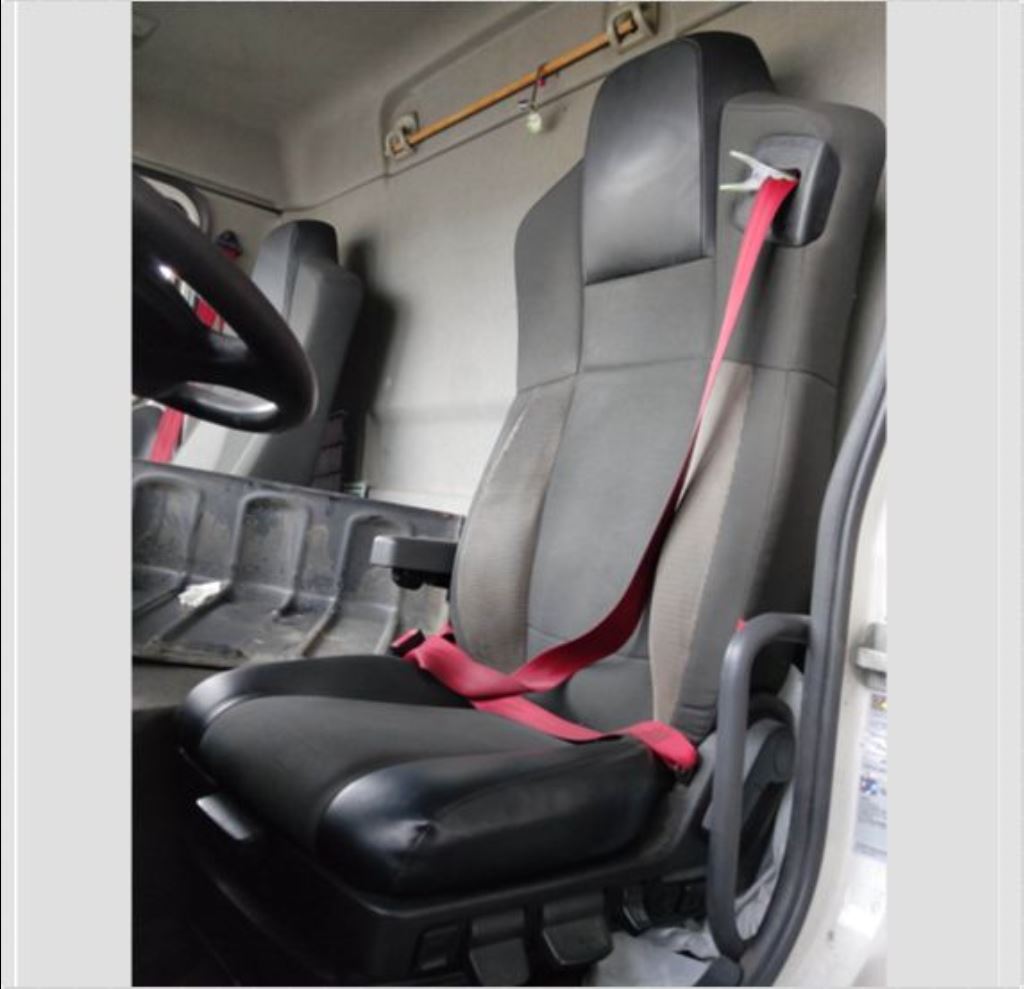 piece_RENAULT D NARROW SIEGE AVANT GAUCHE