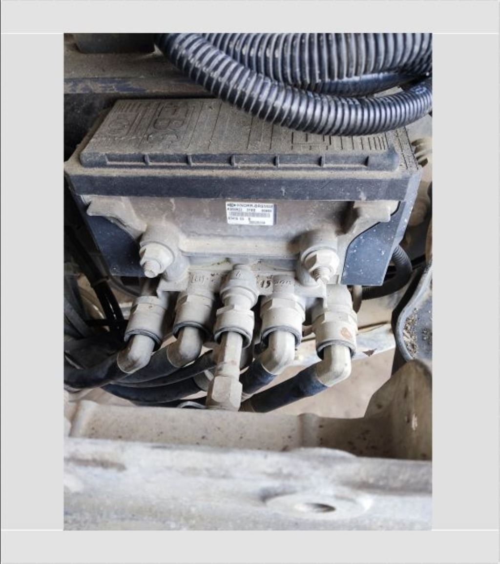 piece_RENAULT  410DXI 8X4 BOITIER ELECTRONIQUE EBS - ABS