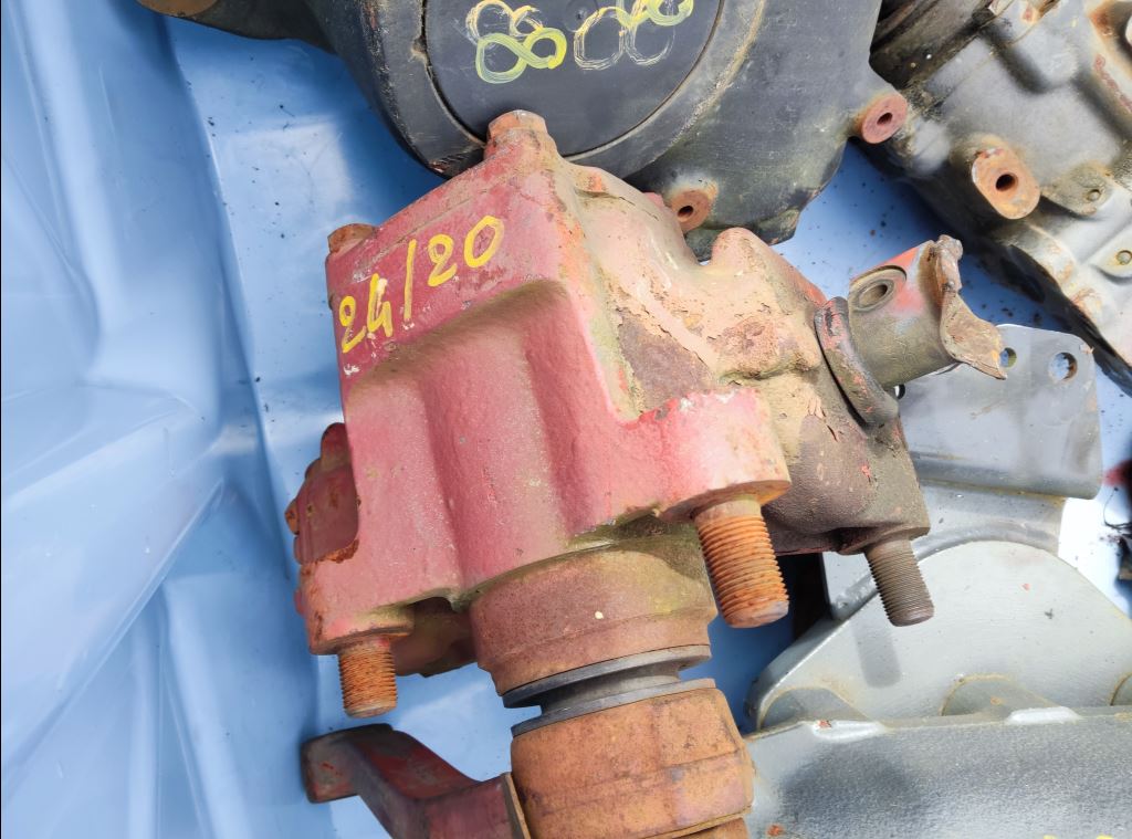 piece_RENAULT S150 BOITIER DE DIRECTION 5000546580