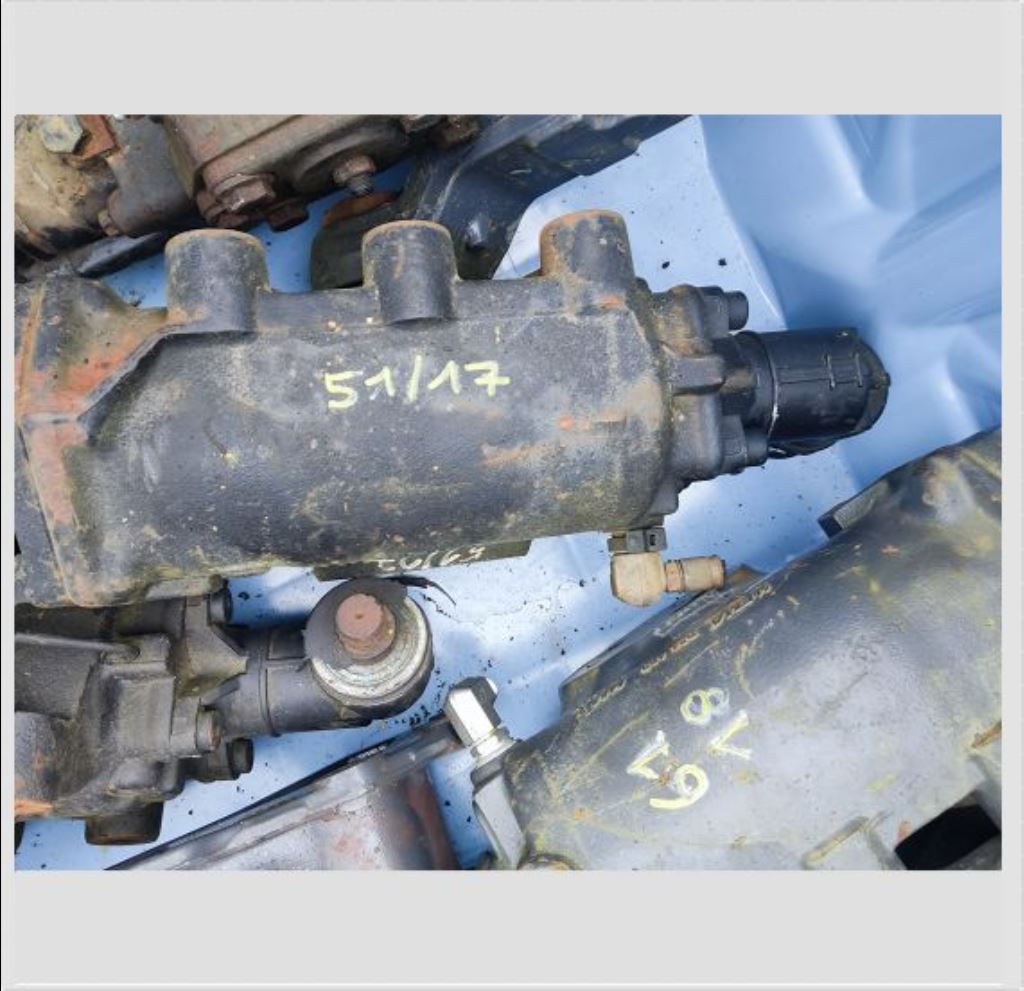 piece_RENAULT PREM DCI BOITIER DE DIRECTION