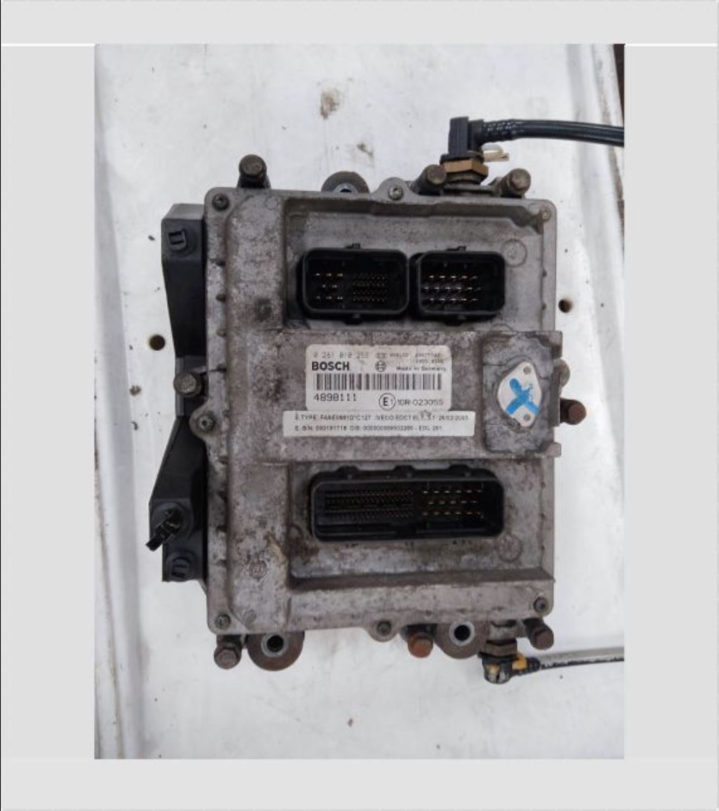 piece_IVECO 120E18 BOITIER GESTION MOTEUR 0281010253