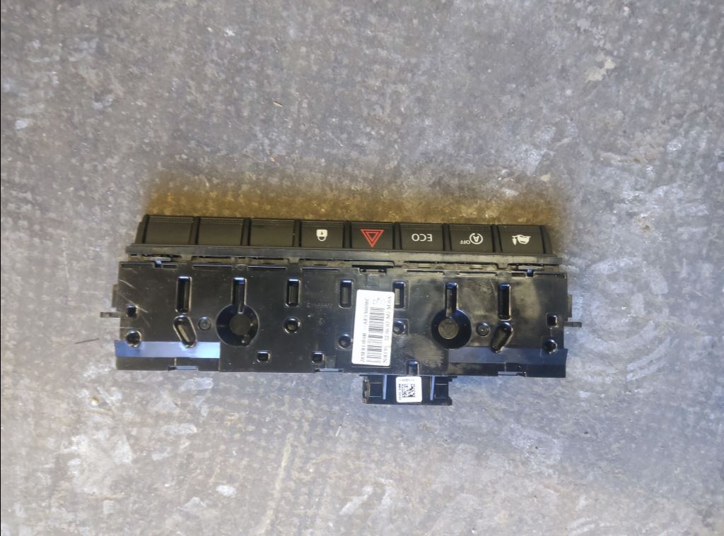 piece_RENAULT MASTER 4 BLOC INTERRUPTEUR