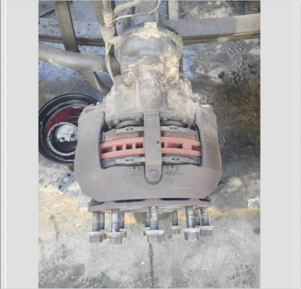 piece_RENAULT PREMIUM  MOYEU AVANT GAUCHE 7485114470