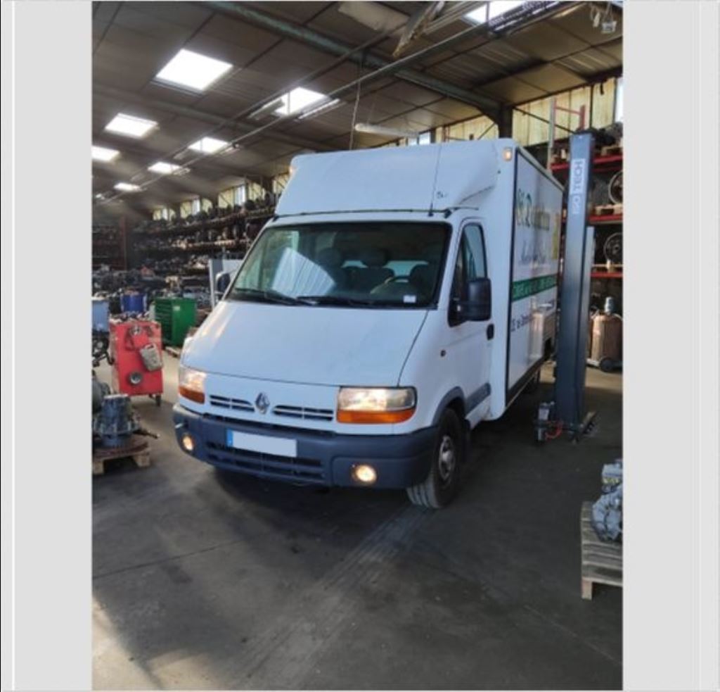 piece_RENAULT MASTER  MOYEU AVANT 7700302163