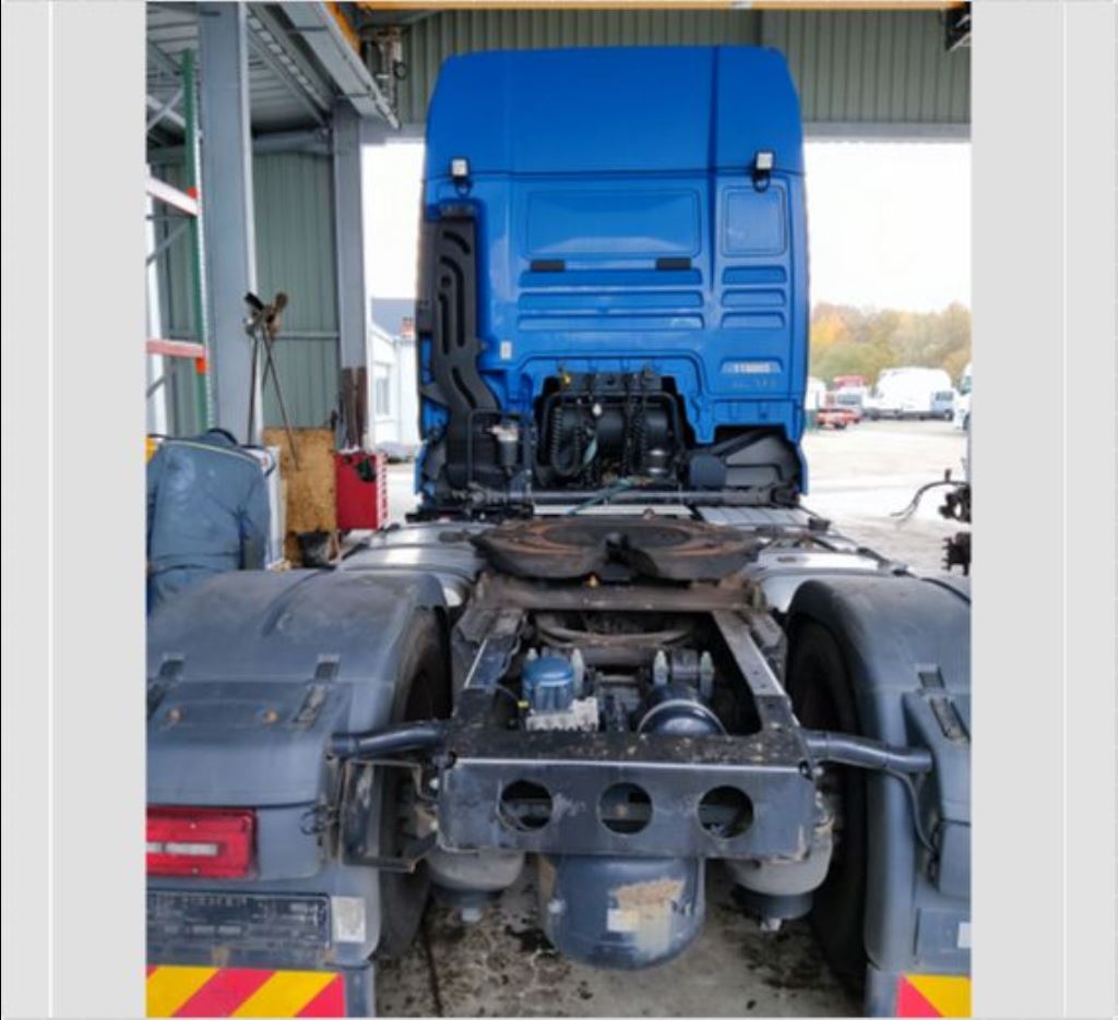 piece_MAN TGX 18570 RETROVISEUR ELECTRIQUE DROIT ,81637306560