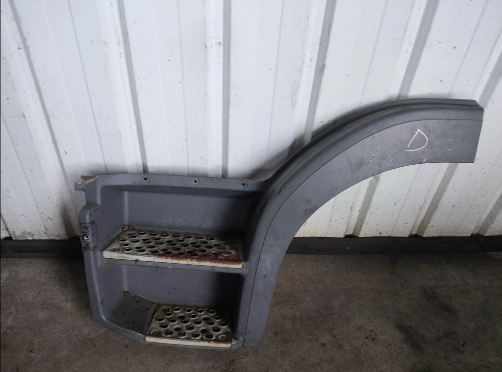 piece_MERCEDES 1323  AILE AVANT GAUCHE A9736663101