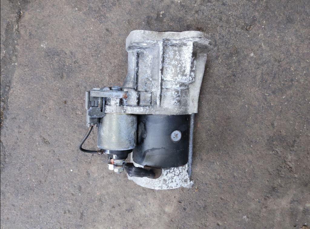 piece_RENAULT MAXITY DEMARREUR 7485146875