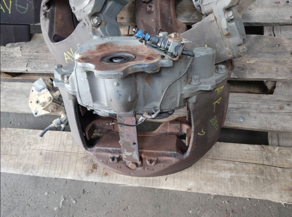 piece_VOLVO FE  ETRIER DE FREIN ARRIERE GAUCHE 20704261