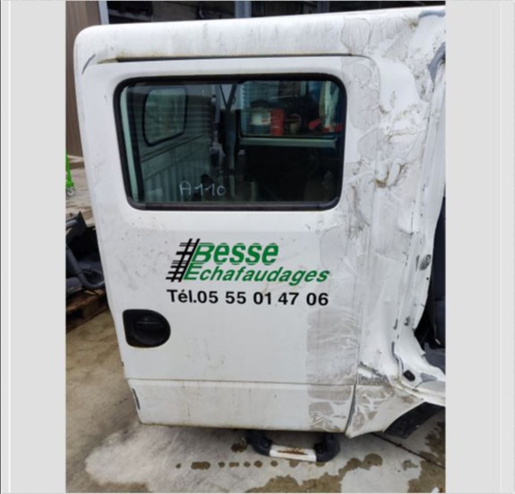 piece_RENAULT MAXITY  PORTE ARRIERE DROITE 5001868705