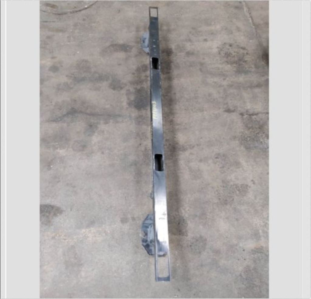 piece_PEUGEOT BOXER  BARRE ANTI ENCASTREMENT ARRIERE 7414 XK