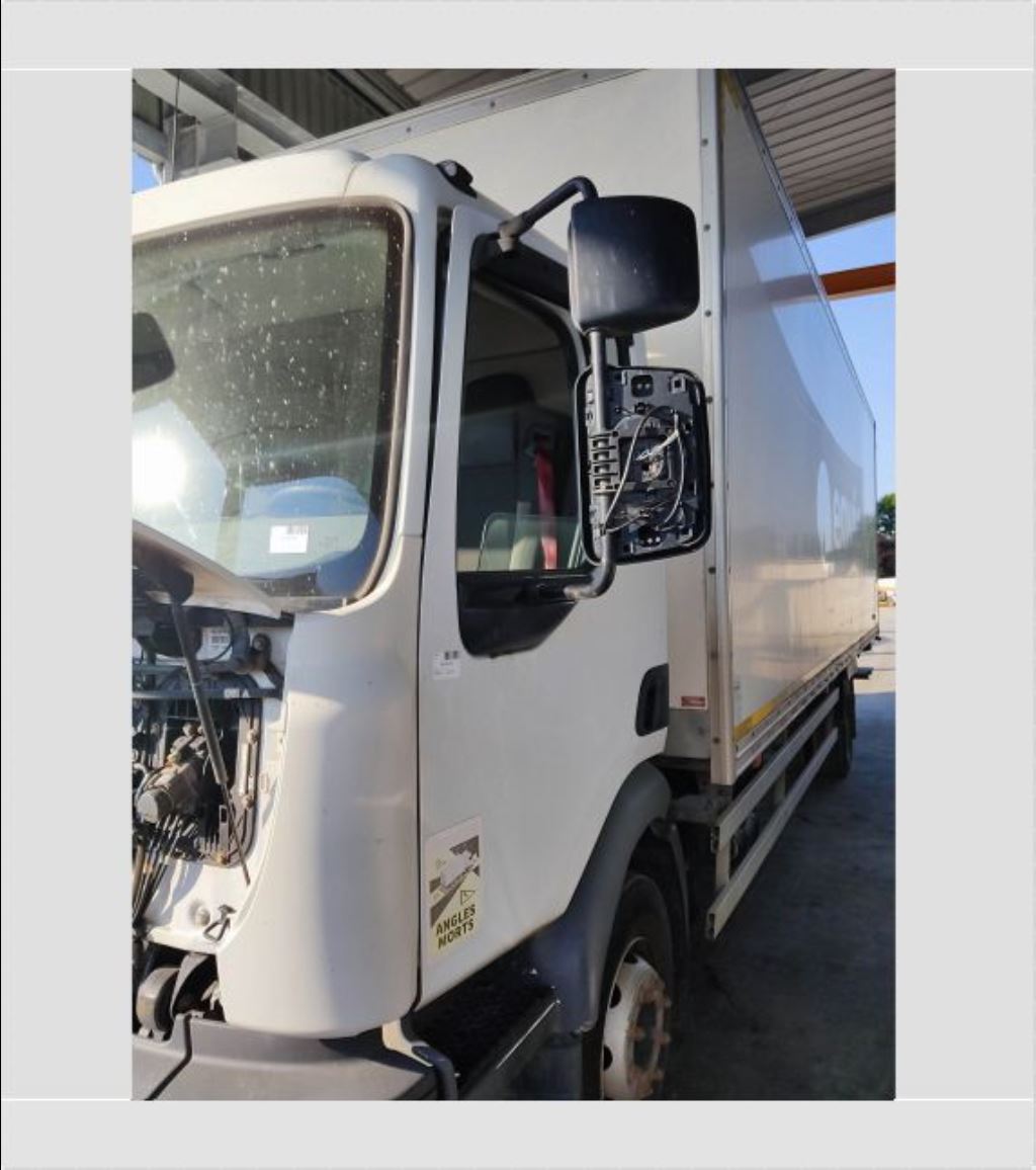 piece_RENAULT D CLIGNOTANT AVANT DROIT 7482926482