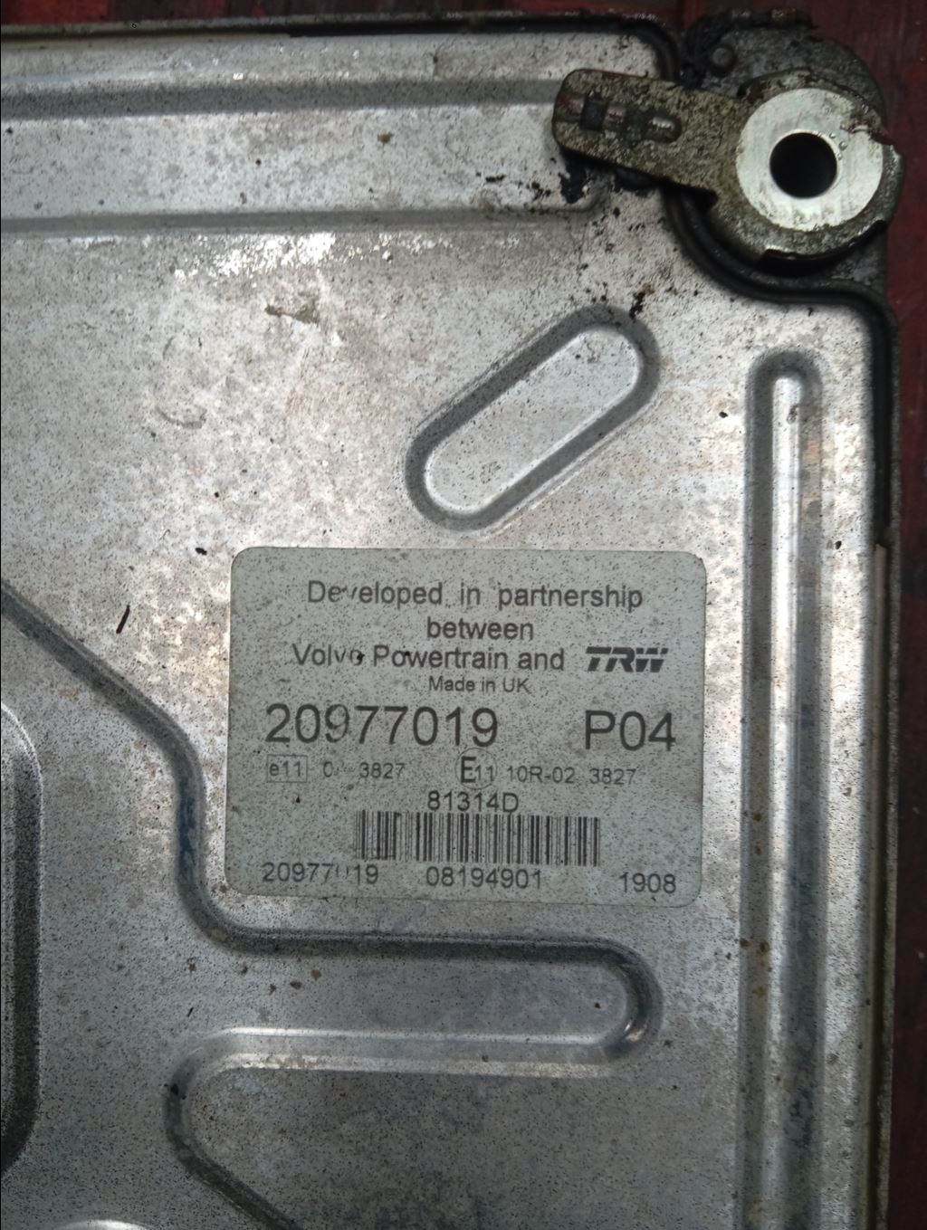 piece_RENAULT PREMIUM  BOITIER GESTION MOTEUR