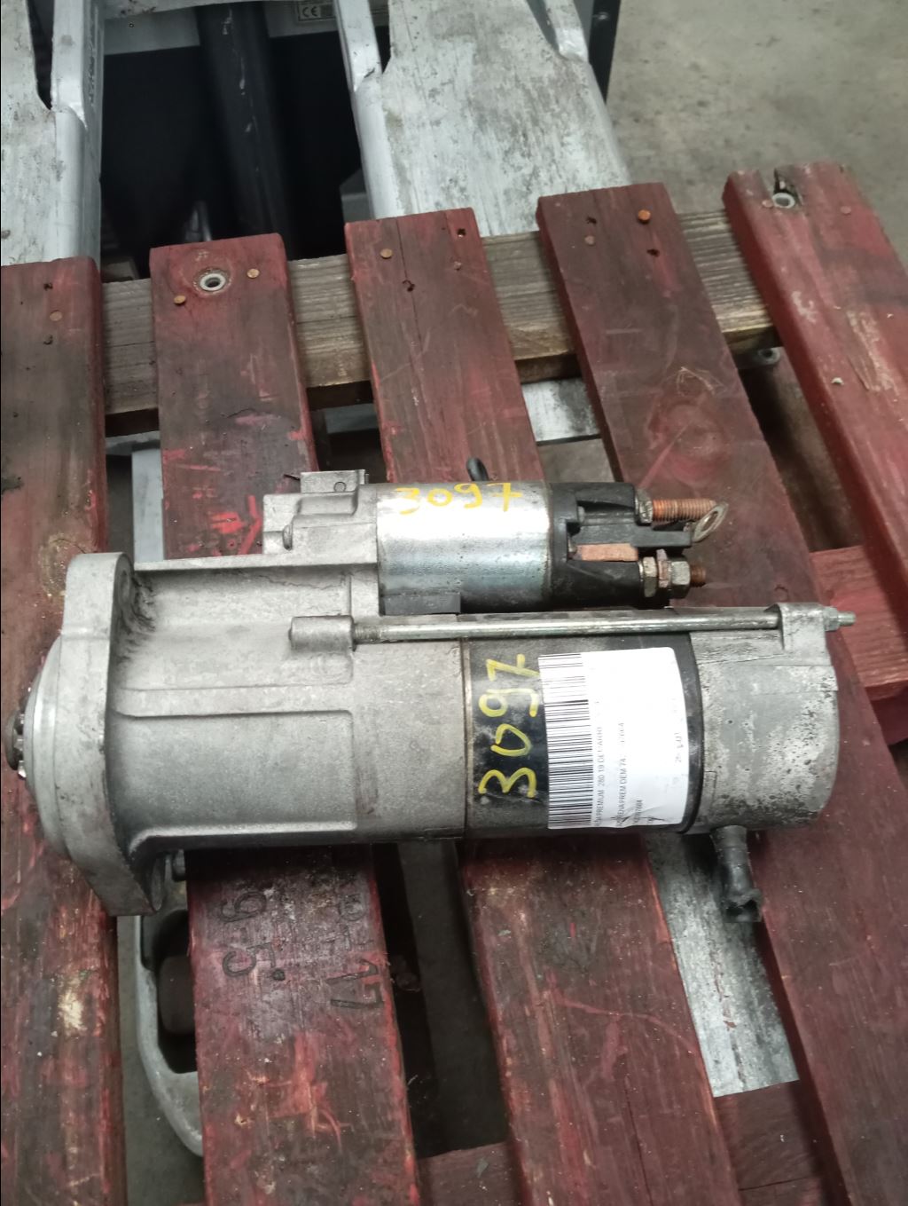 piece_RENAULT PREMIUM  DEMARREUR 7420997664