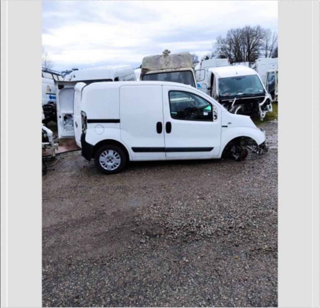 piece_FIAT FIORINO  PORTE LATERALE DROITE