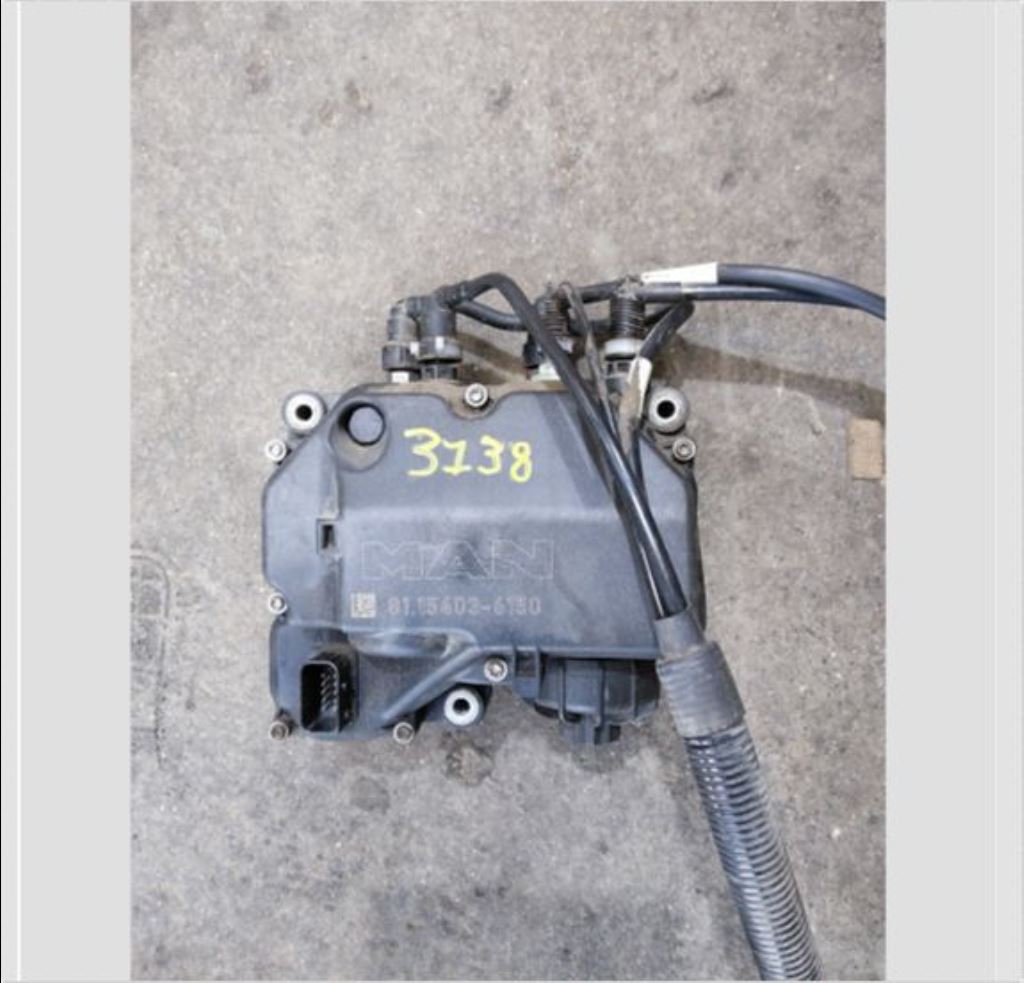 piece_MAN TGX 18570 POMPE AD BLUE 81154036150