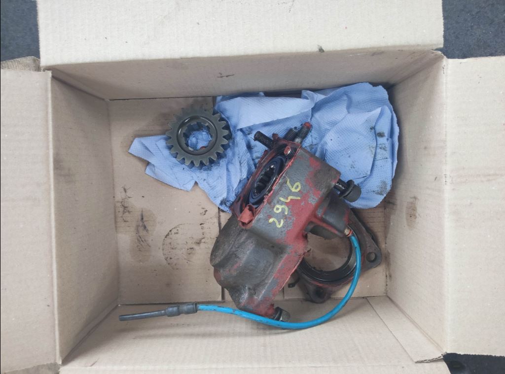 piece_IVECO EUROCARGO 130E18 RX PRISE DE MOUVEMENT 8863403