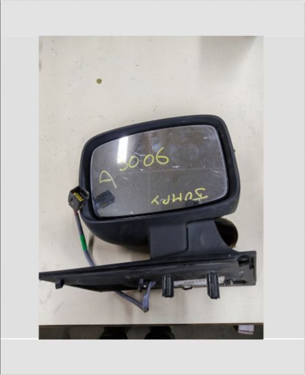 piece_CITROEN JUMPY L1H1 1.6 HDI 16V - RETROVISEUR ELECTRIQUE DROIT 8153L5