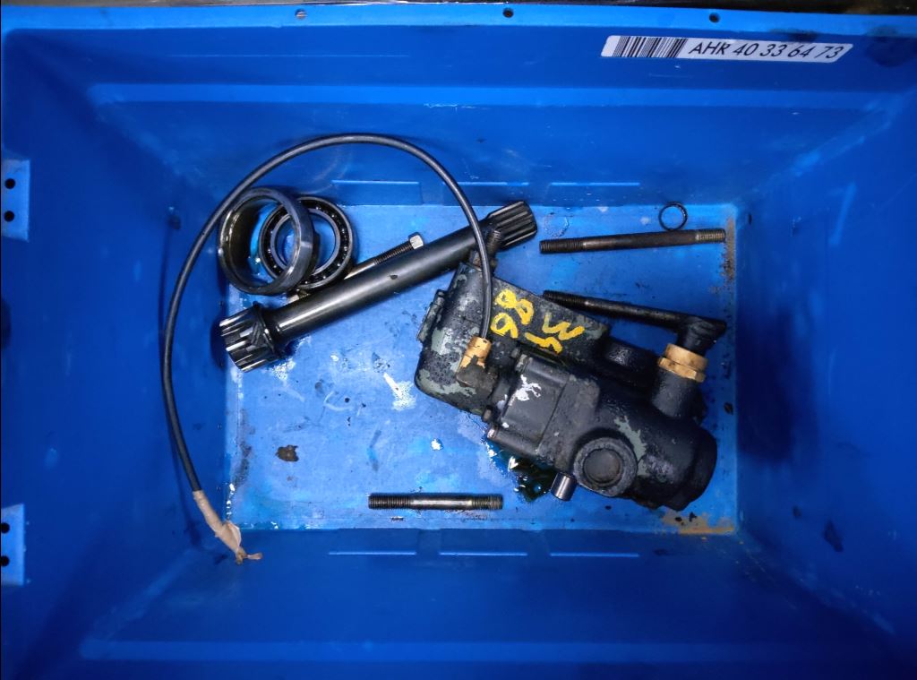 piece_MAN 26.363  PRISE DE MOUVEMENT 81.38100-6733