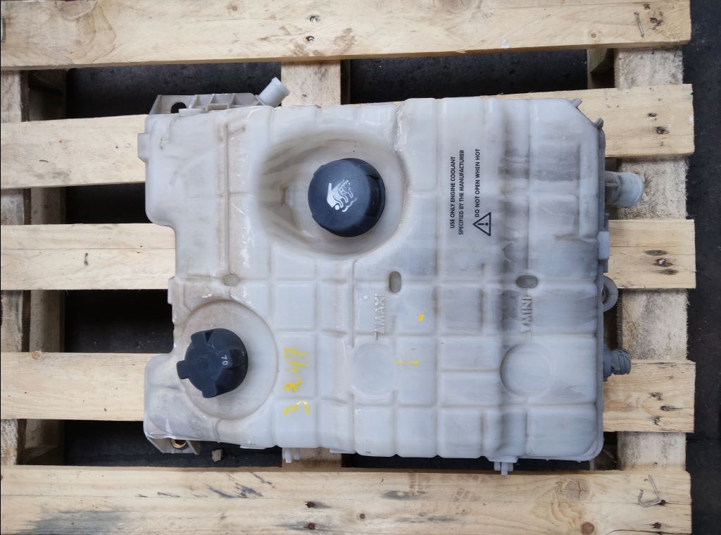 piece_RENAULT PREMIUM  VASE D'EXPENSION 7420828416