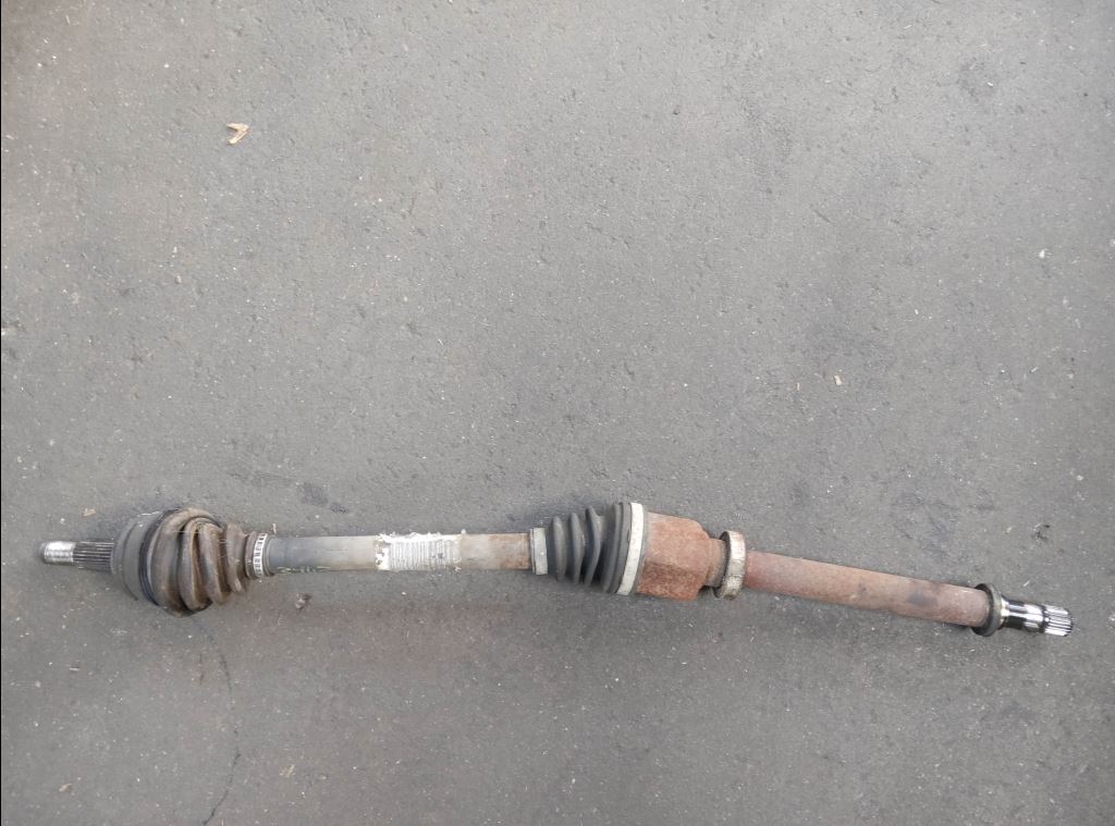 piece_RENAULT KANGOO KANG. GD CARDAN AVANT DROIT 391001209R