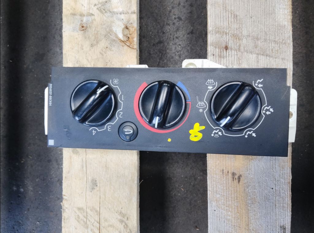 piece_RENAULT MASTER BLOC COMMANDE CHAUFFAGE 7701057544