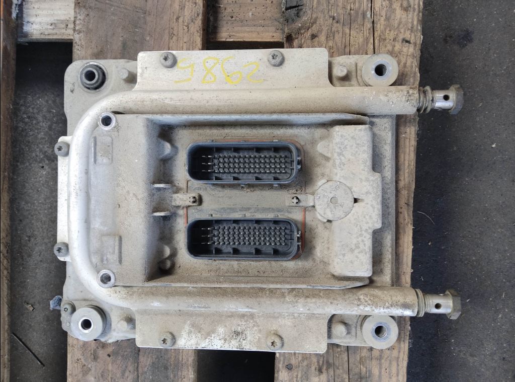 piece_RENAULT MIDLUM  BOITIER GESTION MOTEUR 60100008 P04