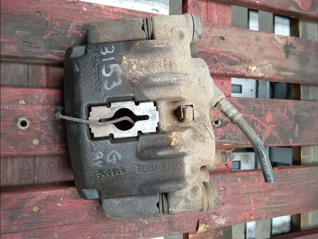 piece_PEUGEOT BOXER  ETRIER DE FREIN AVANT GAUCHE