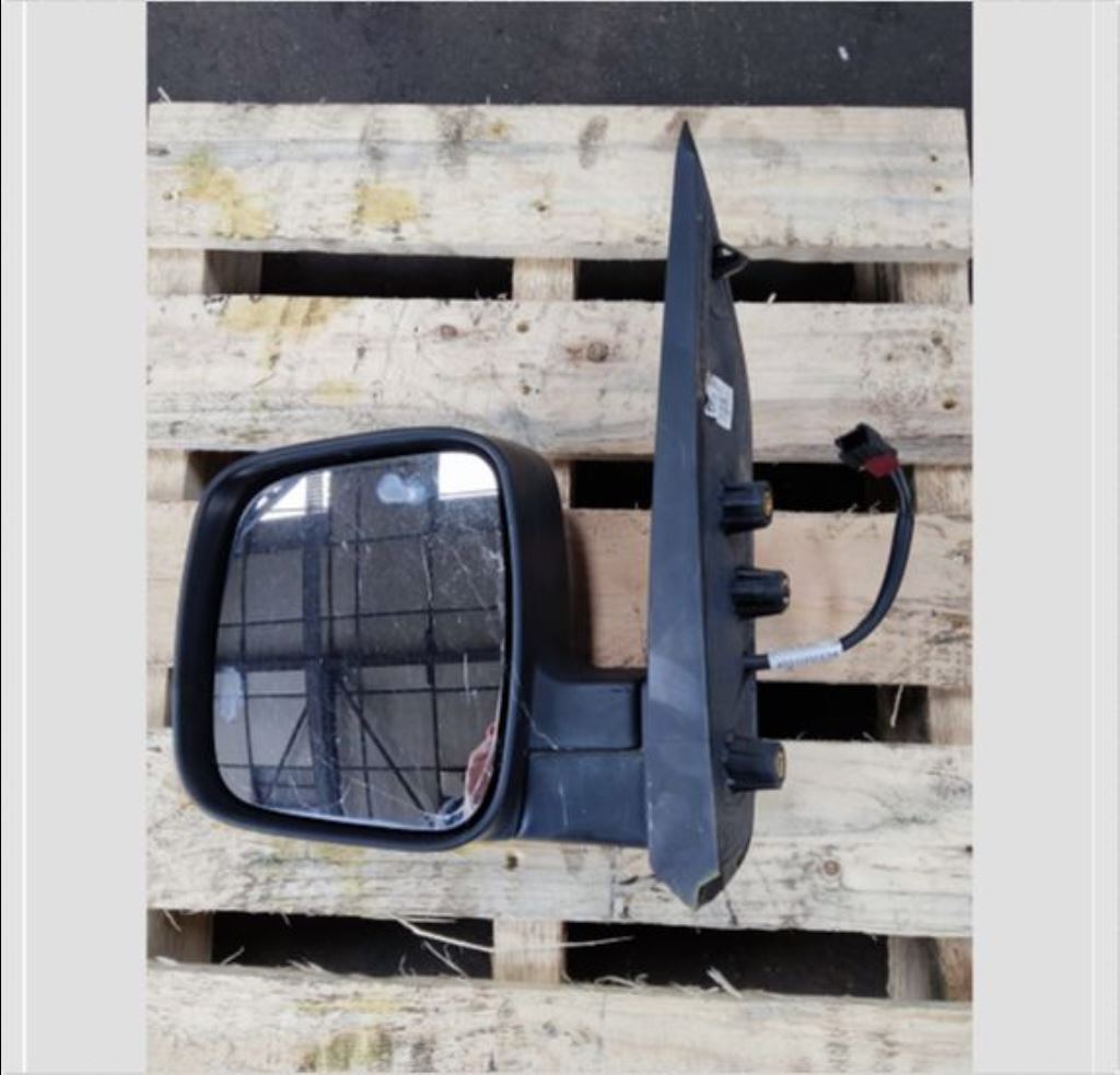 piece_FIAT FIORINO  RETROVISEUR ELECTRIQUE GAUCHE 735714776